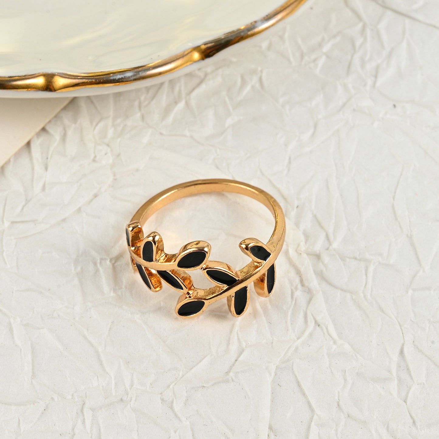 Geometric Finger Index Ring