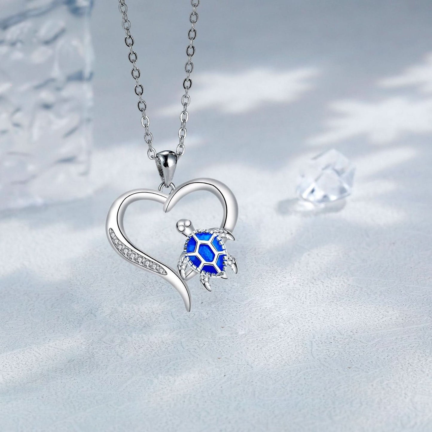 Aurelia Blue Heart Pendant - STRAVAÉ