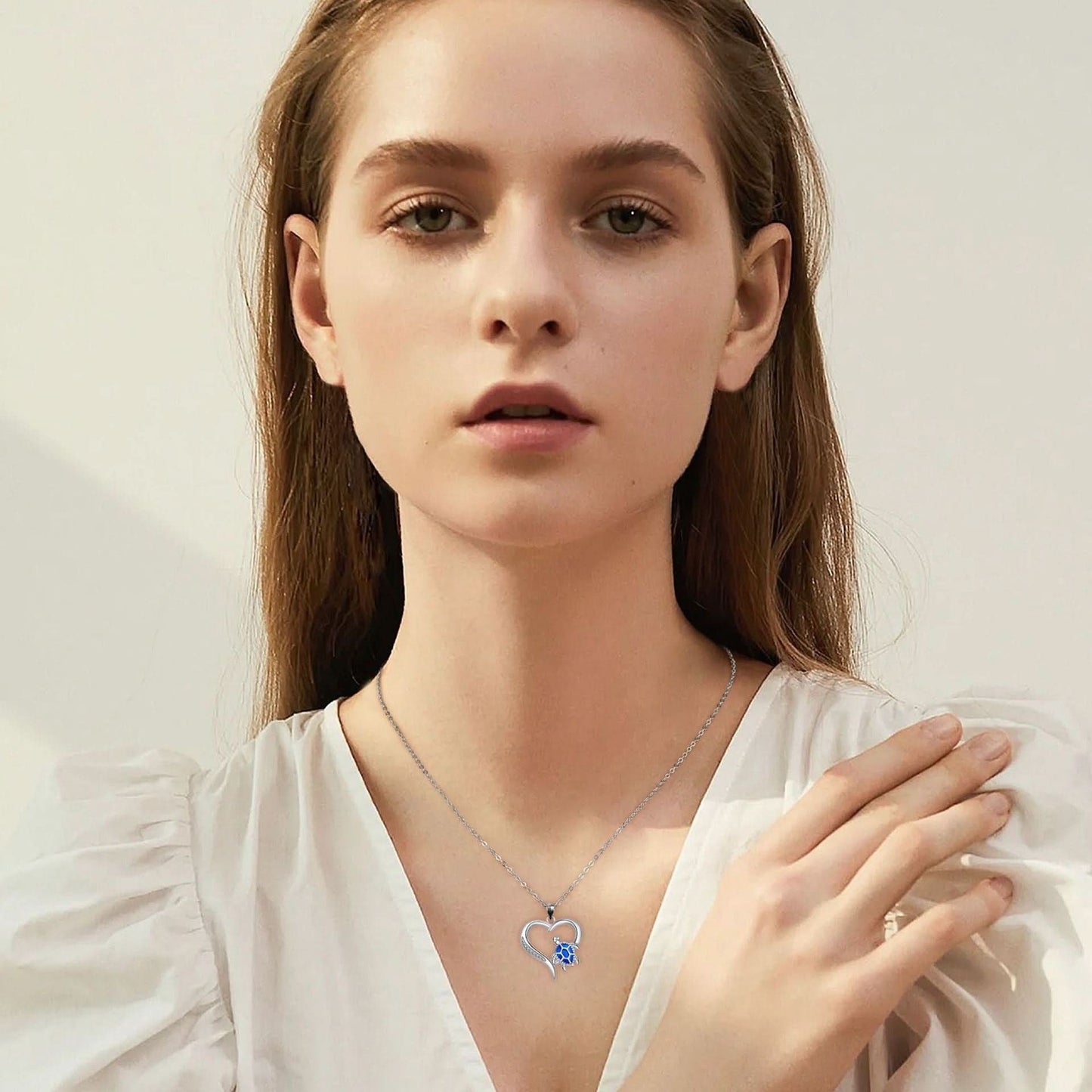 Aurelia Blue Heart Pendant - STRAVAÉ