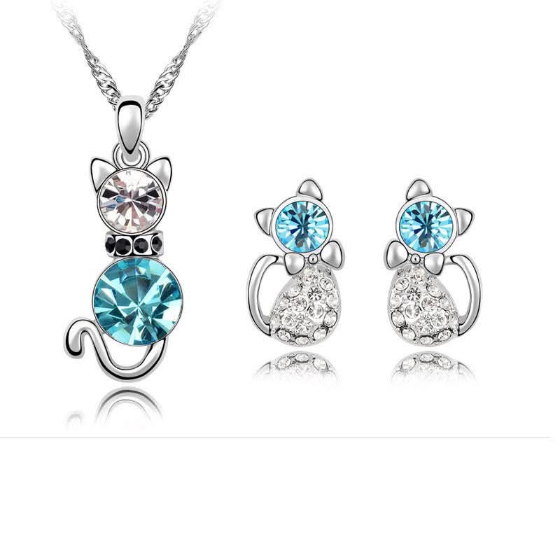 đ Crystal Stud Necklace (100% off)