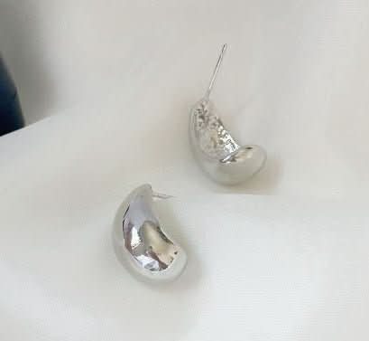 đ Golden Dewdrop Earrings (100% off)