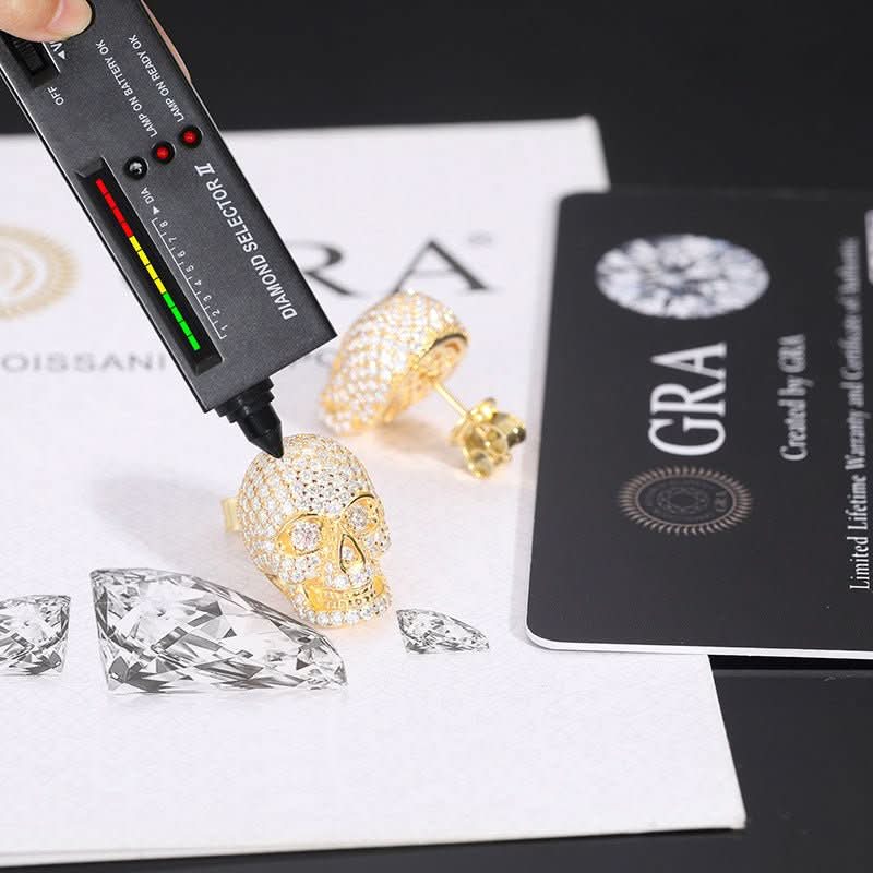 Gothic Skull Moissanite Earrings CRA certified - STRAVAÉ