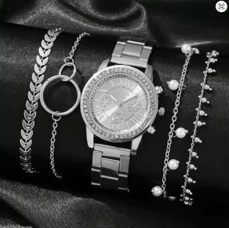 Ladies Watch Watch Bracelet Decoration - STRAVAE