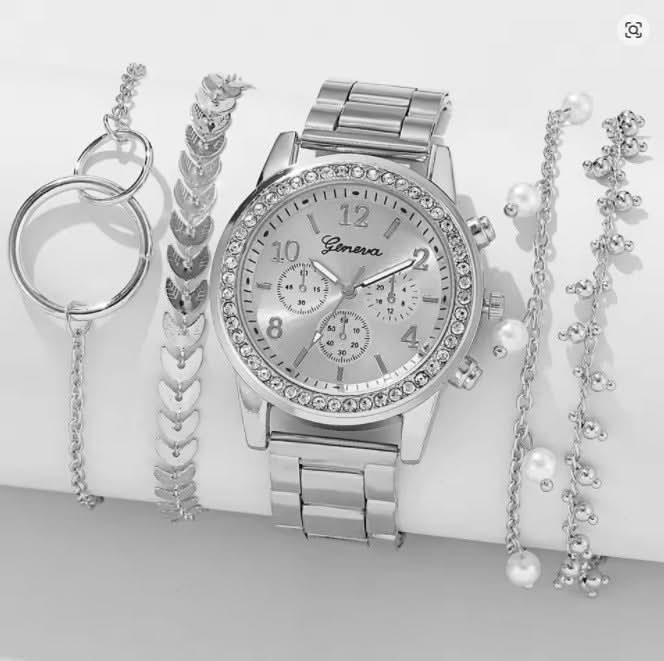 đ Ladies Watch Watch Bracelet Decoration (100% off)