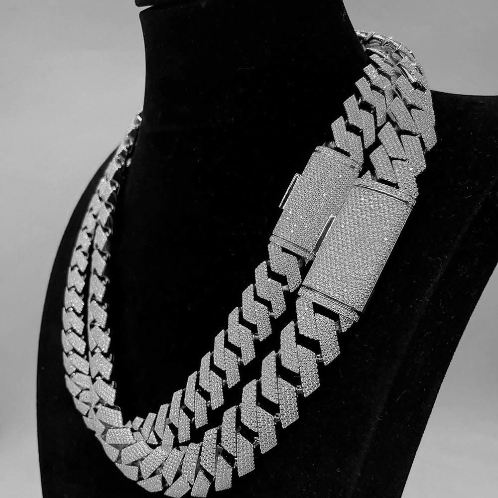 Moissanite Cuban Link Chain Necklaces S925 Silver - STRAVAÉ