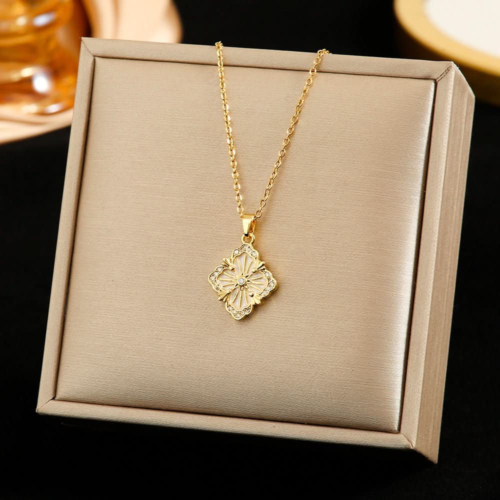 đ New Italian Craft Brushed Hollow Necklace (100% off)