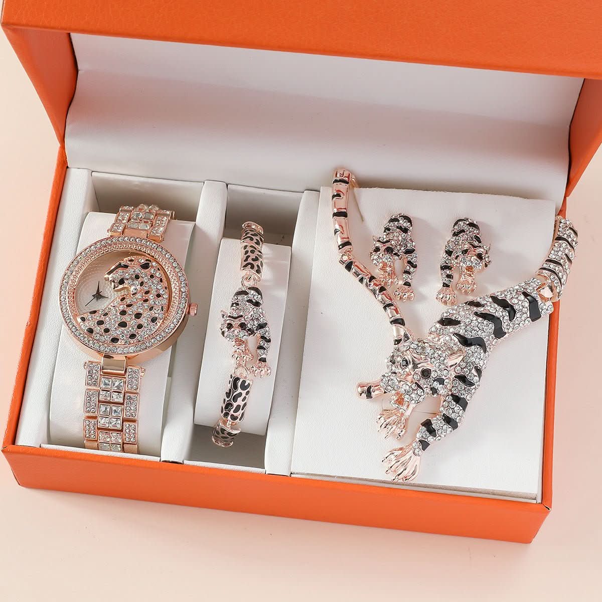 Quality Diamond Animal Simple Large Dial Steel Belt Quartz Watch Suit - STRAVAE