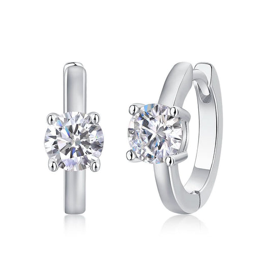 STRAVAÉ Signature: Heart of Brilliance Stud Earrings - STRAVAÉ