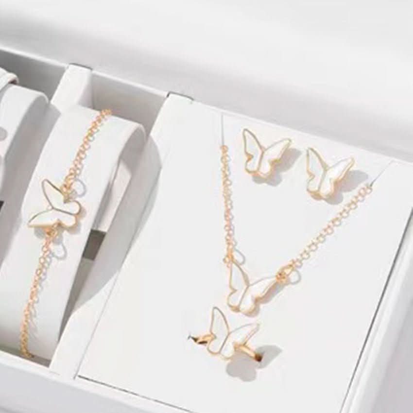 Whispering Butterfly Jewelry Dream Set - STRAVAÉ