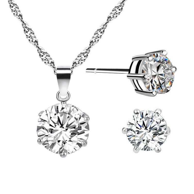 Diamond-studded jewellery set
