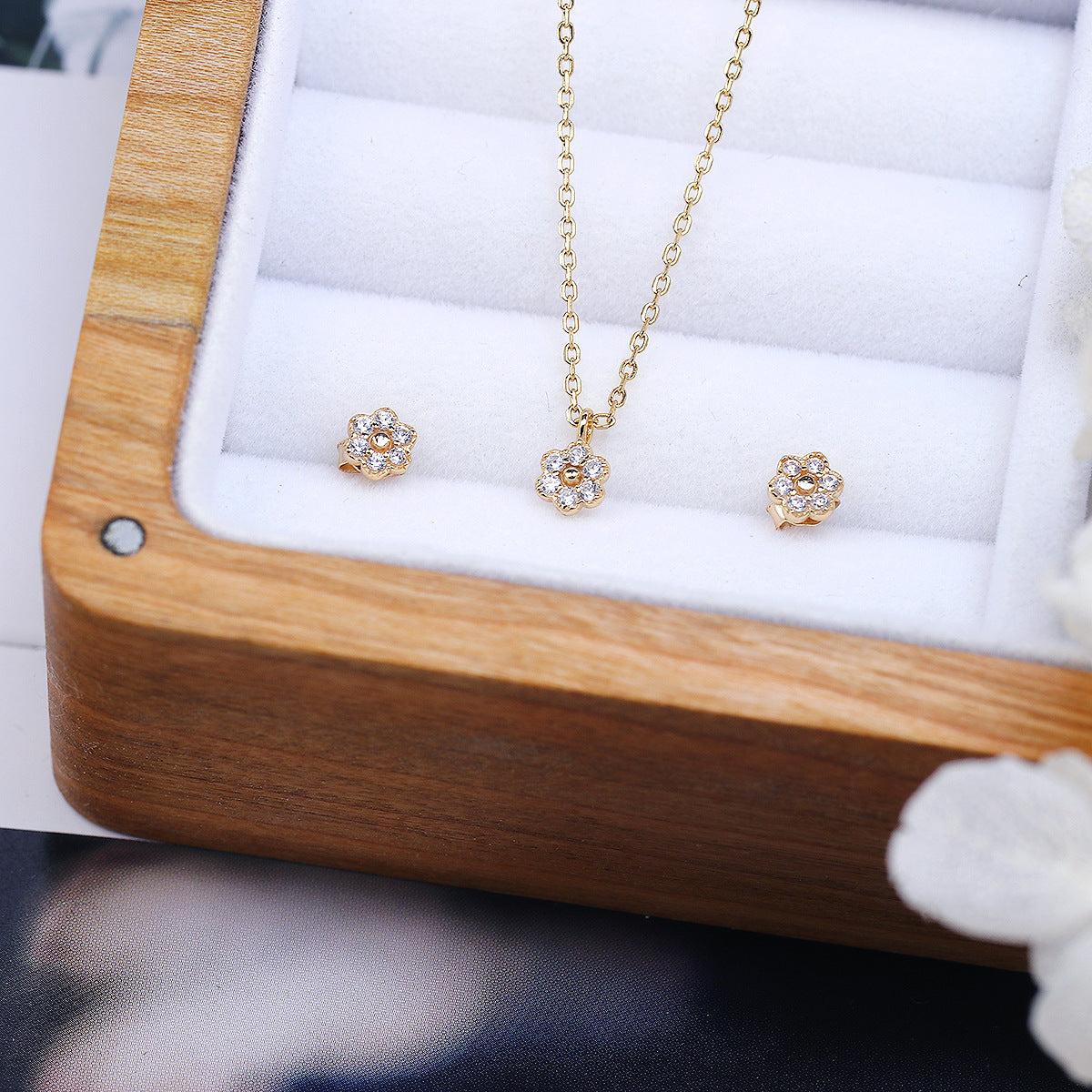 Flower Ring Necklace Set