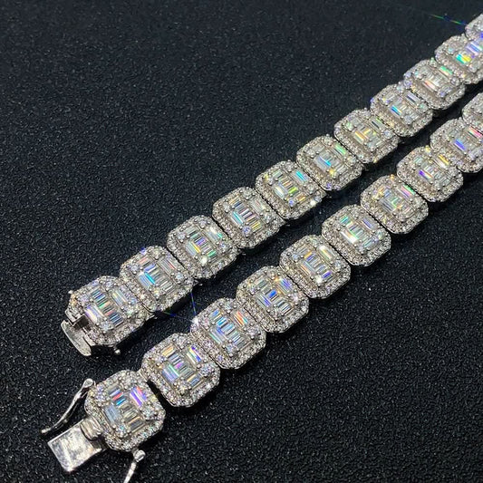 Icebound Moissanite Cuban Link Chain - STRAVAÉ