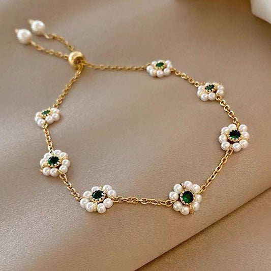 🎁 Lustre Bloom Pearl Adjustable Bracelet (100% off)