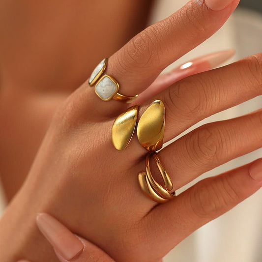 🎁 Molten Gold ring (100% off)